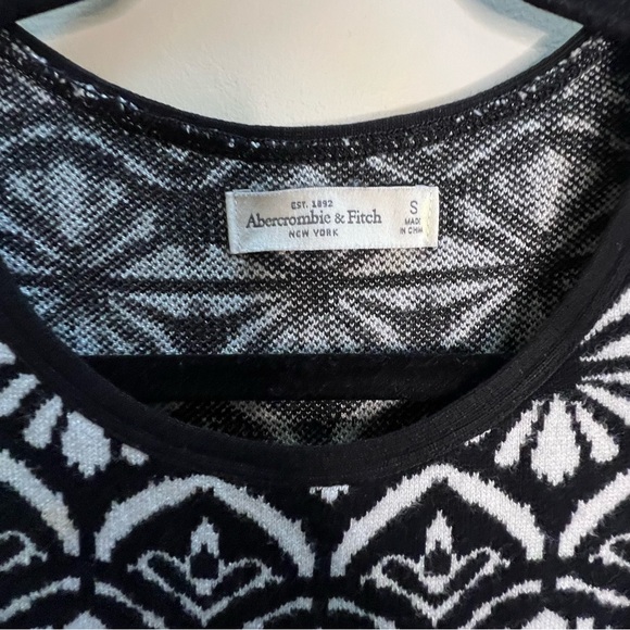 Abercrombie & Fitch Black and White Geometric Mini Dress - Picture 2 of 4